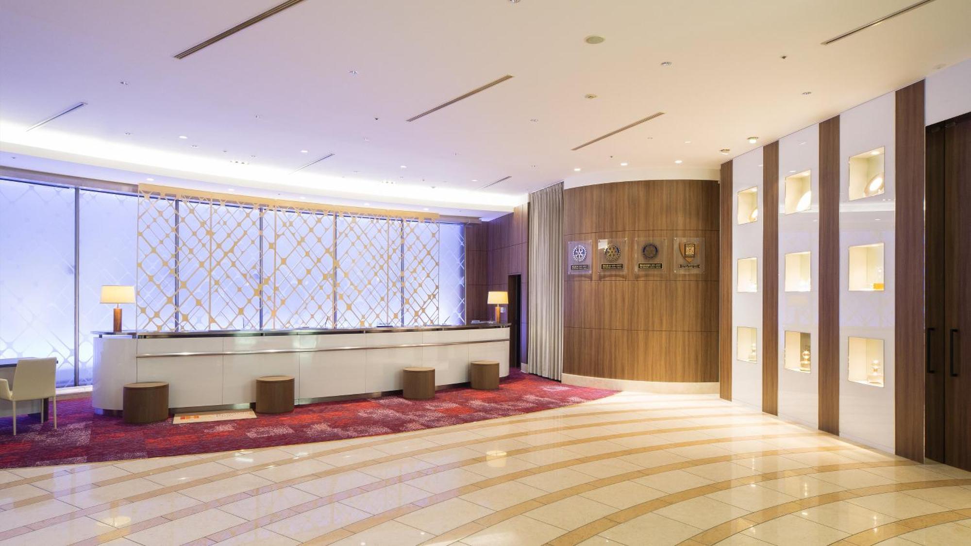 Ana Crowne Plaza Okayama By Ihg Hotel Bagian luar foto
