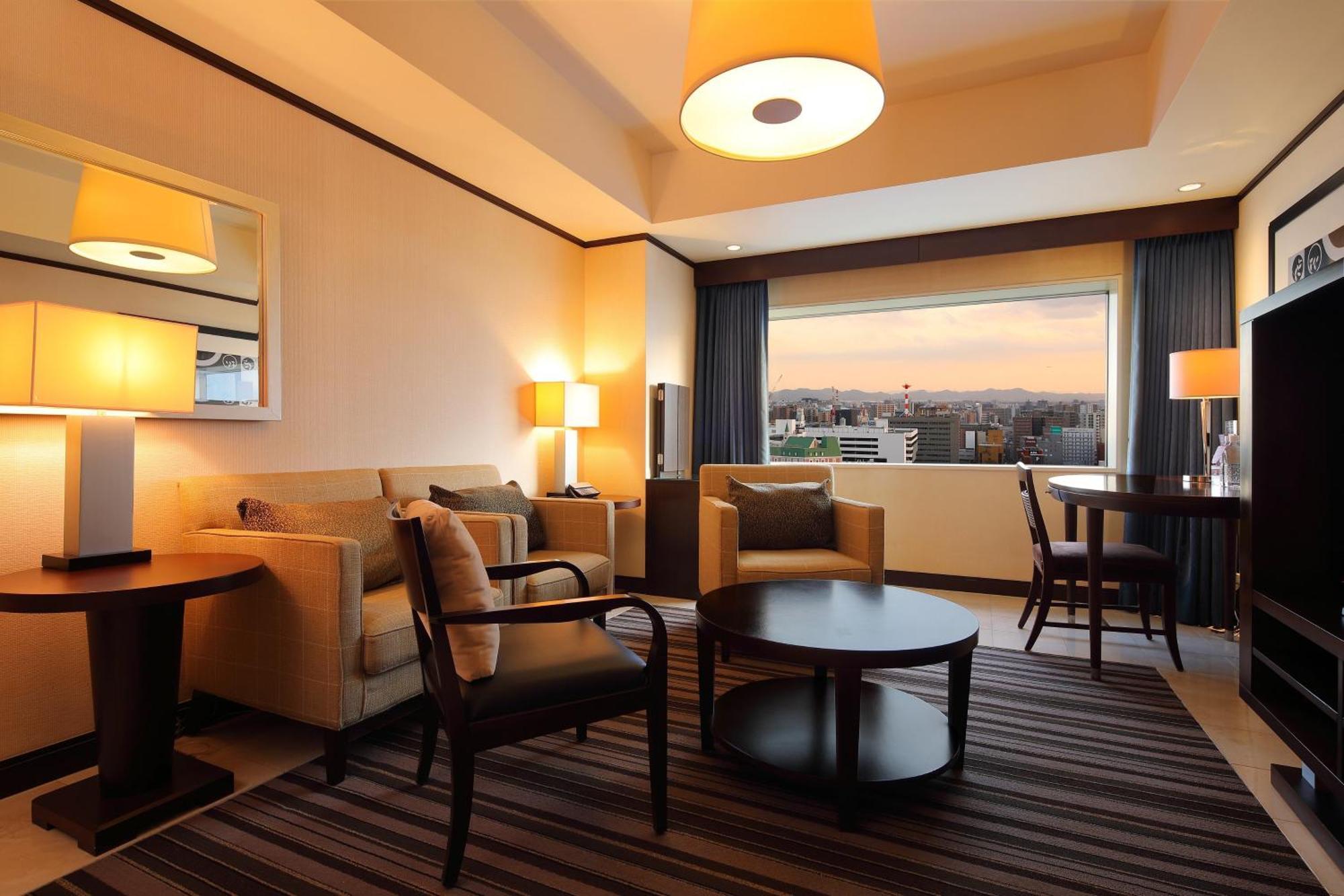 Ana Crowne Plaza Okayama By Ihg Hotel Bagian luar foto